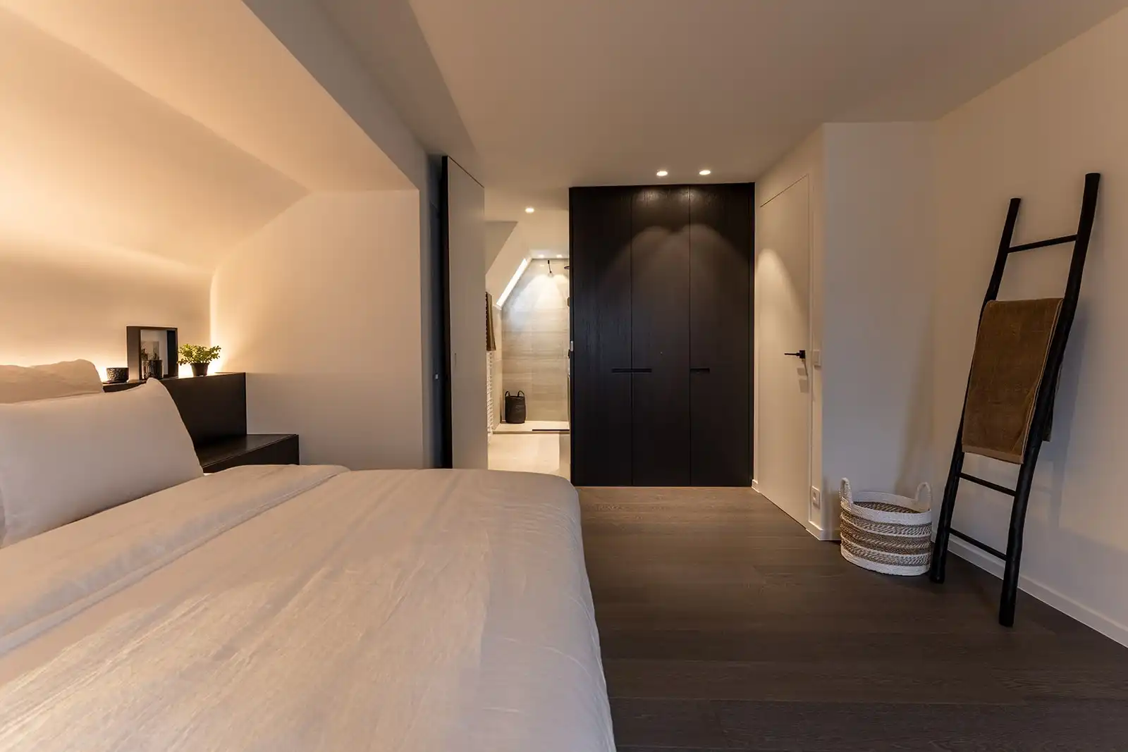 Exclusieve alleenstaande villa met 6 slaapkamers en zwembad aan de rand van Het Zoute. foto 26