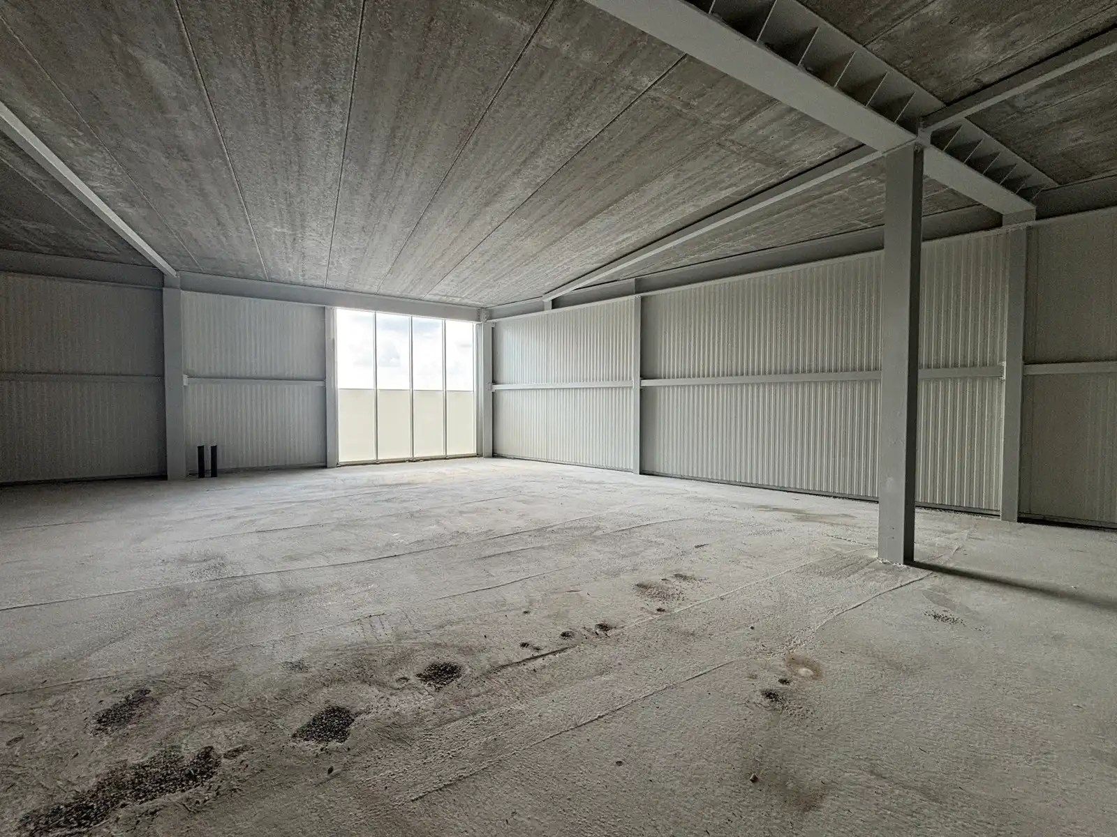 950 m² casco handelspand naast Action en Jumbo Tienen foto 8