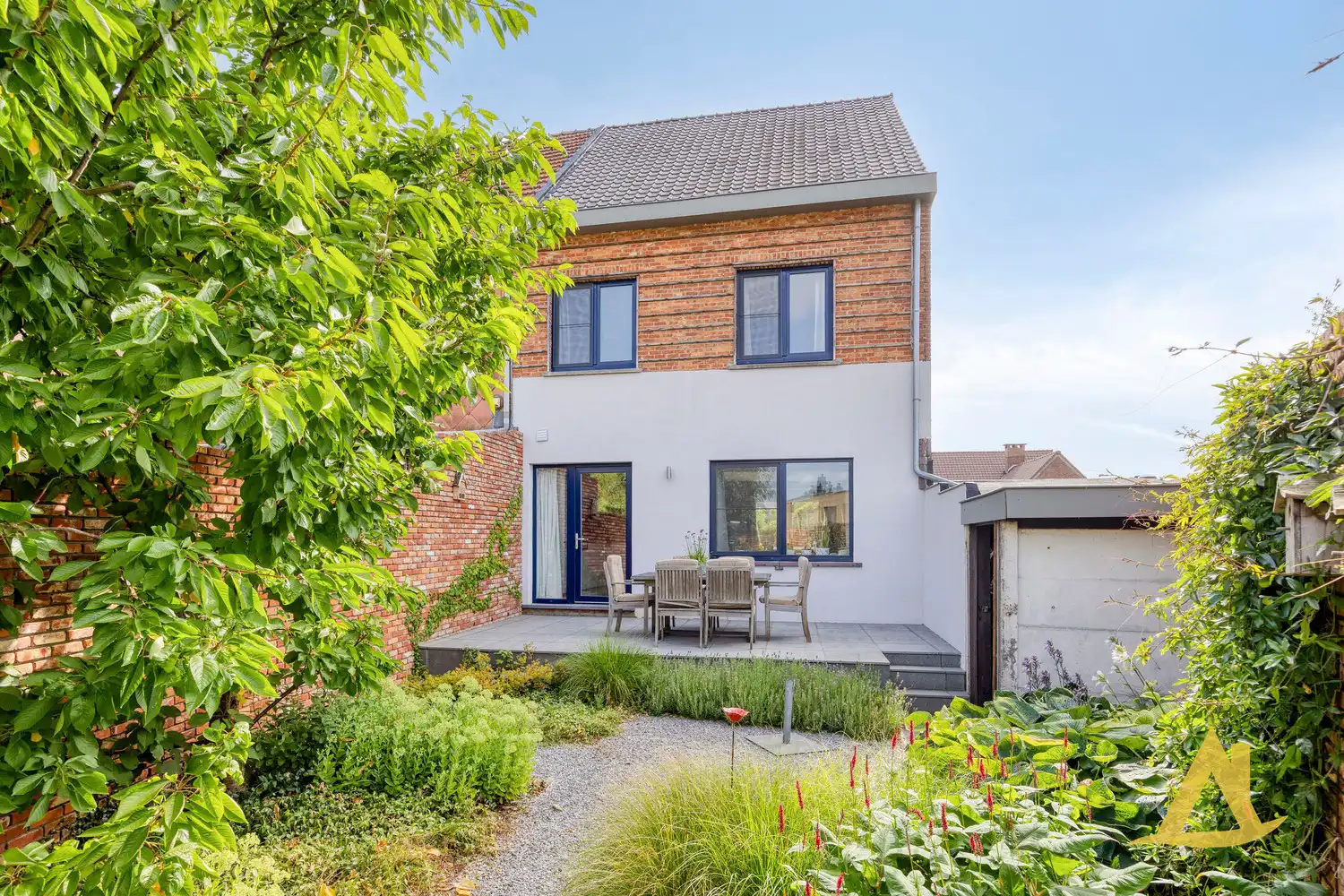 ENERGIEZUINIGE WONING, NABIJ HET CENTRUM VAN DIEST! foto {{pictureIndex}}