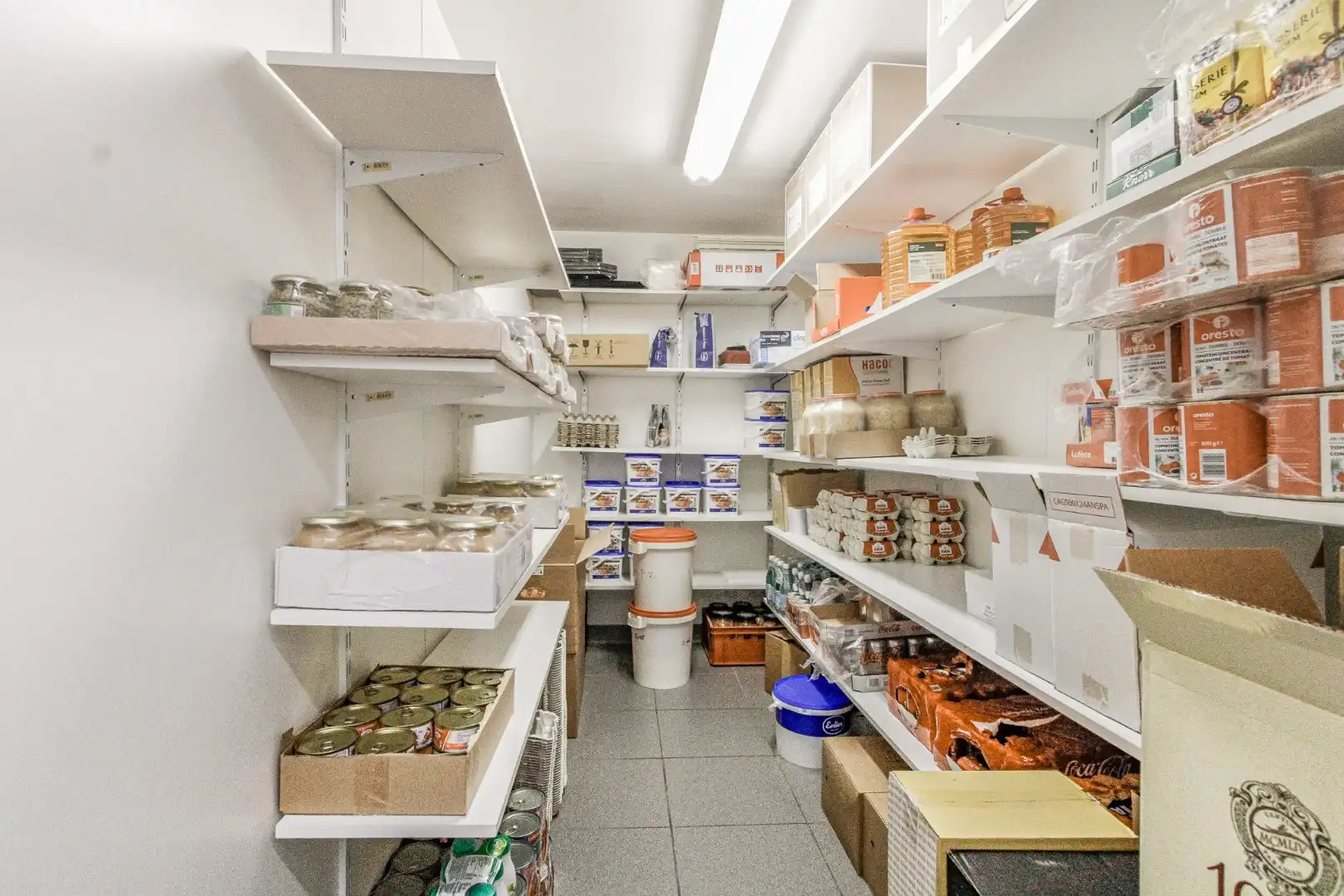 Volledig uitgeruste slagerij te huur S Dupuisstraat 14 Knokke zonder overname! foto 17