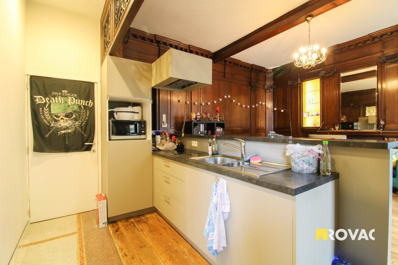 Gelijkvloerse kantoorruimte nabij het centrum en het station van Izegem! foto 6