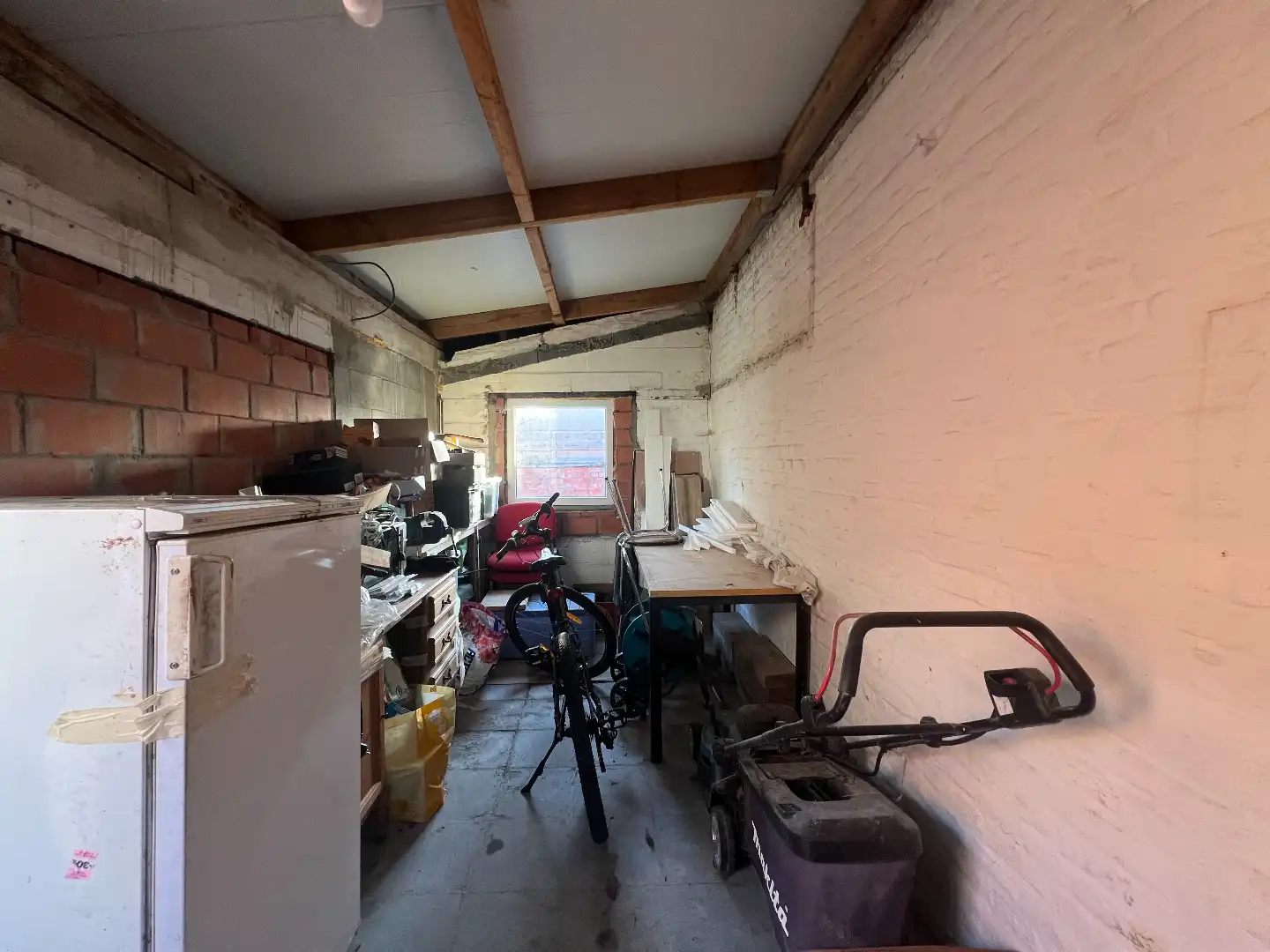 Gezellige rijwoning met 3 slaapkamers en zonnige koer te Vlamertinge foto 9