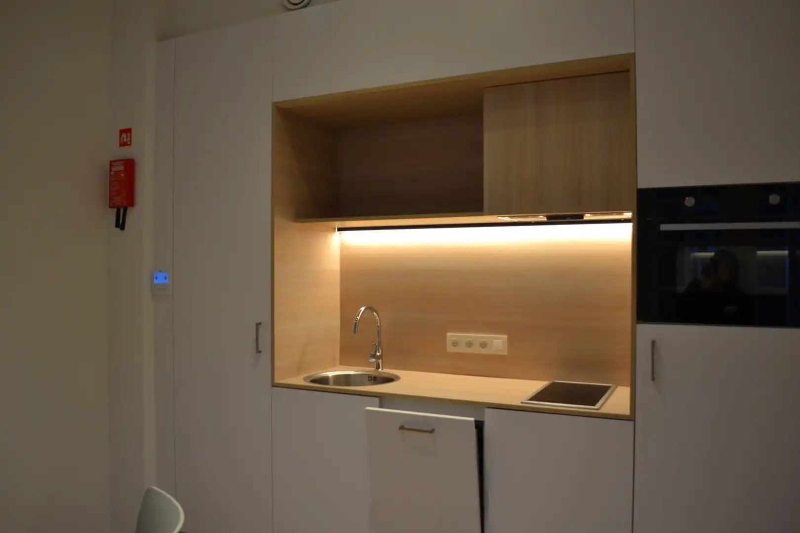 Moderne, gemeubileerde studio te huur in het hart van Leuven - Instapklaar en recent gerenoveerd! foto 2