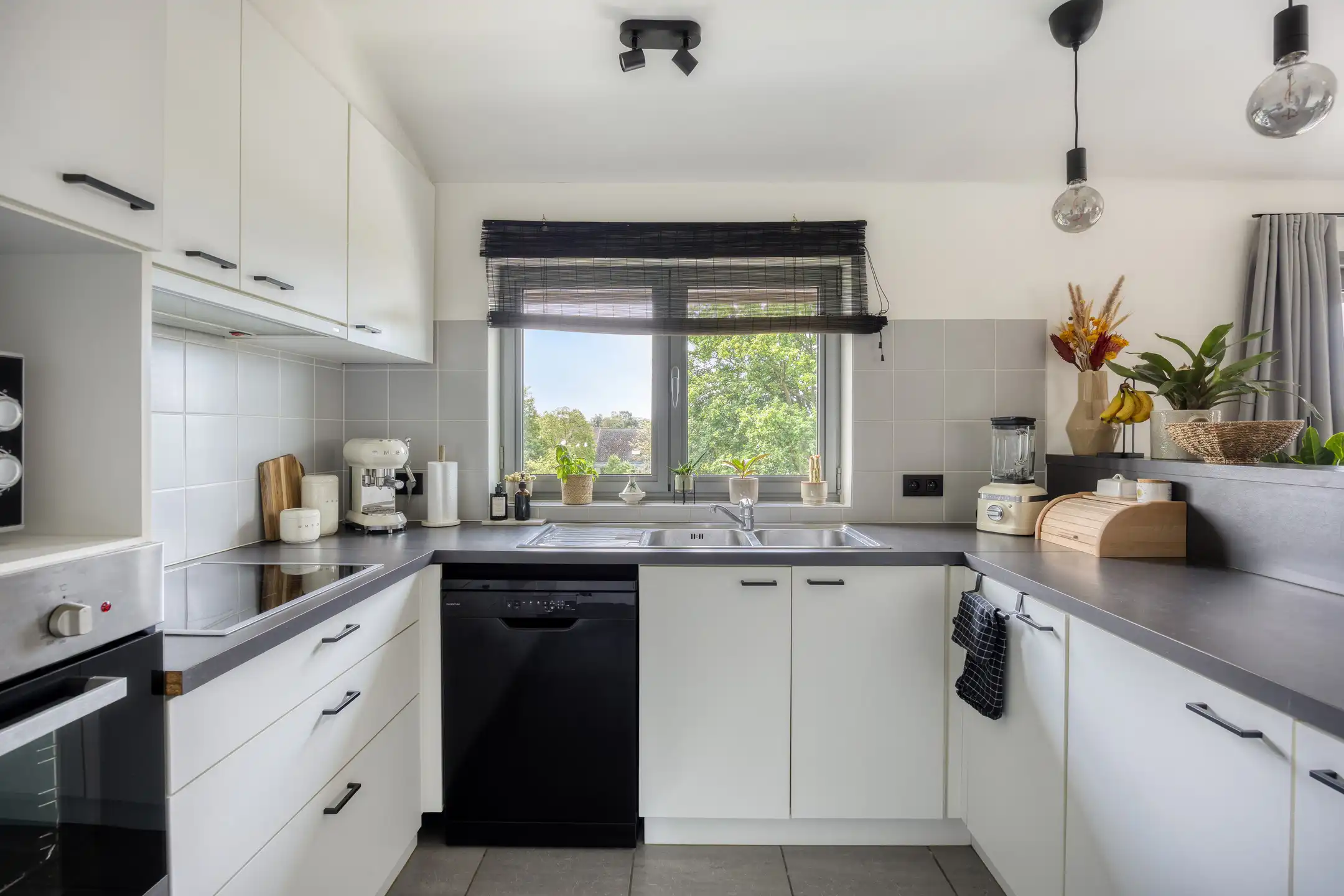 Recent gerenoveerd twee slaapkamerappartement te Wilsele foto 5