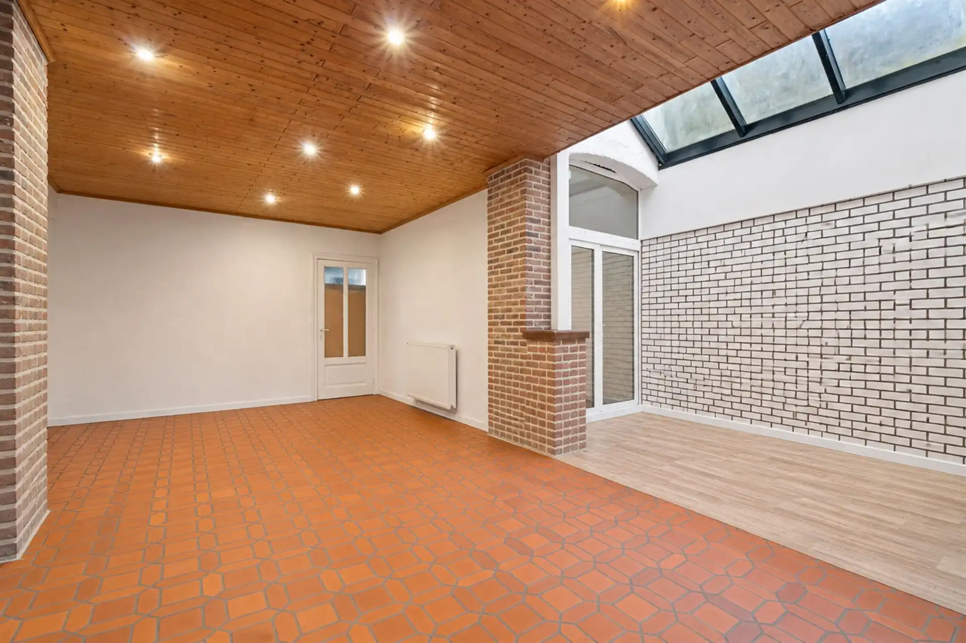 Grote karakterwoning met 5 slaapkamers en dakappartement. foto 9