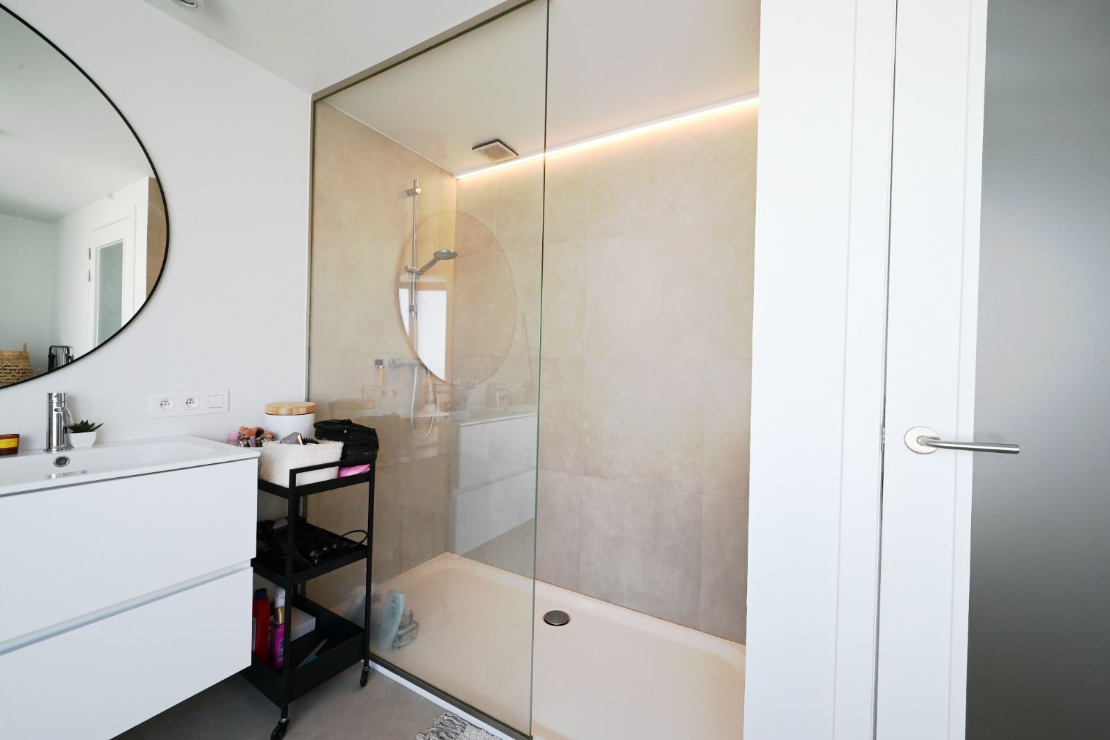 Magnifiek afgewerkt appartement met ruim terras foto 5