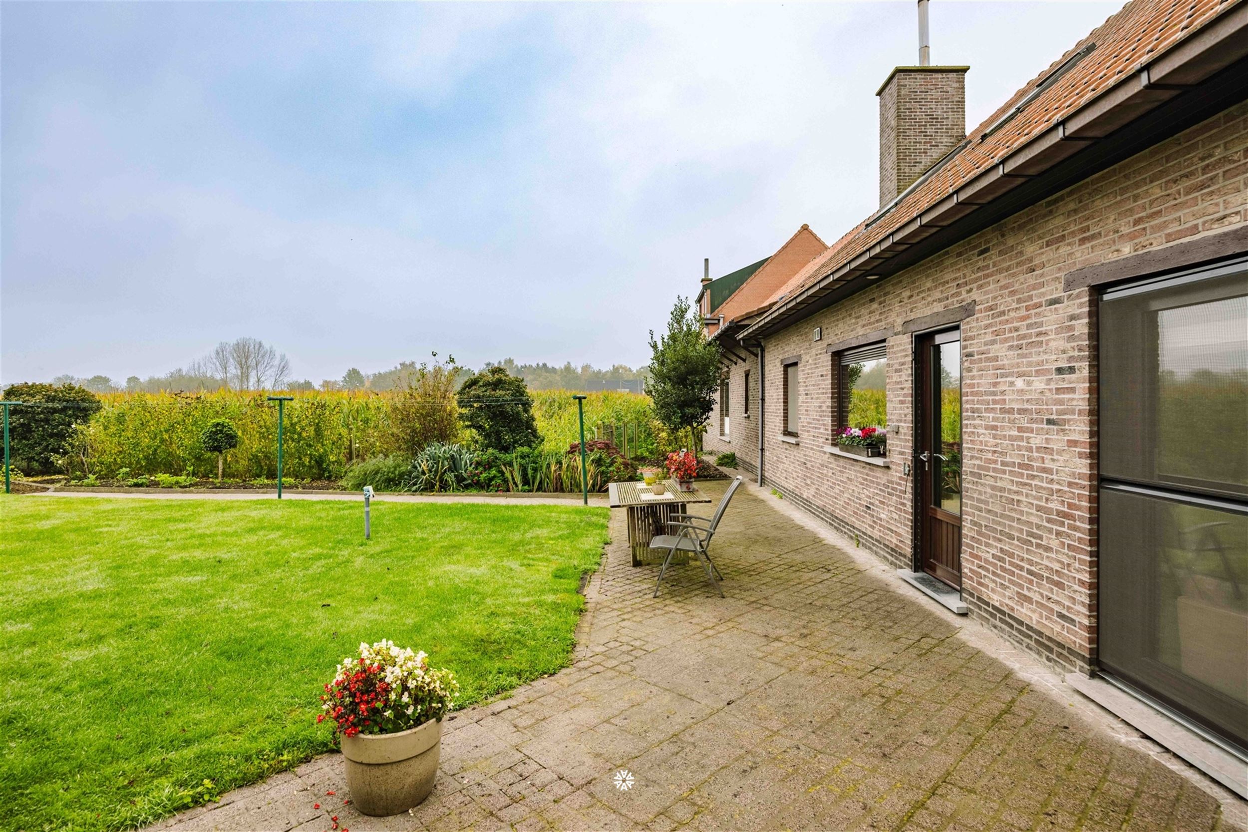 Ontdek deze landelijk gelegen woning te Vrasene foto 33