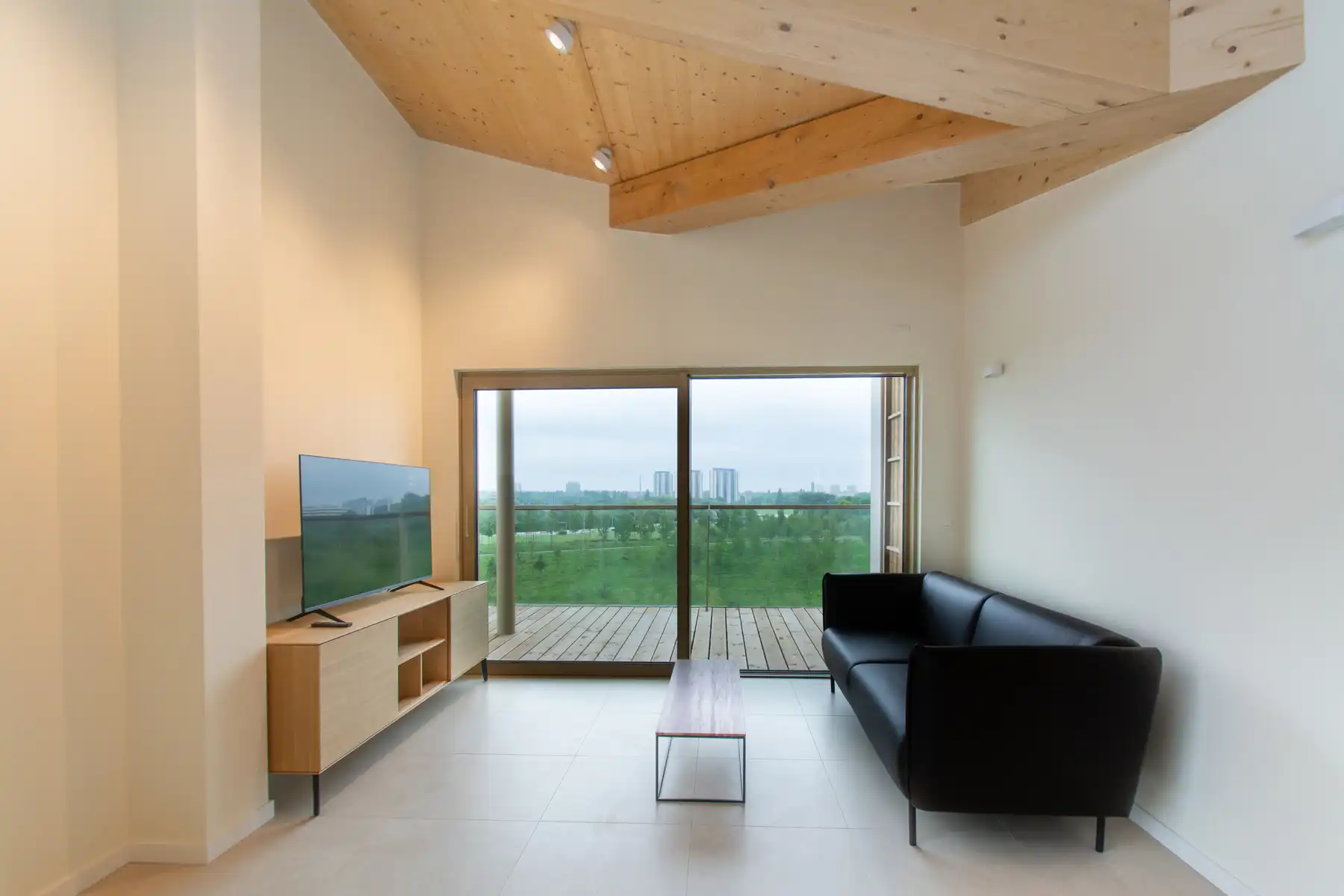 Prachtig gemeubelde 3-kamer penthouse met grote terrassen foto 6