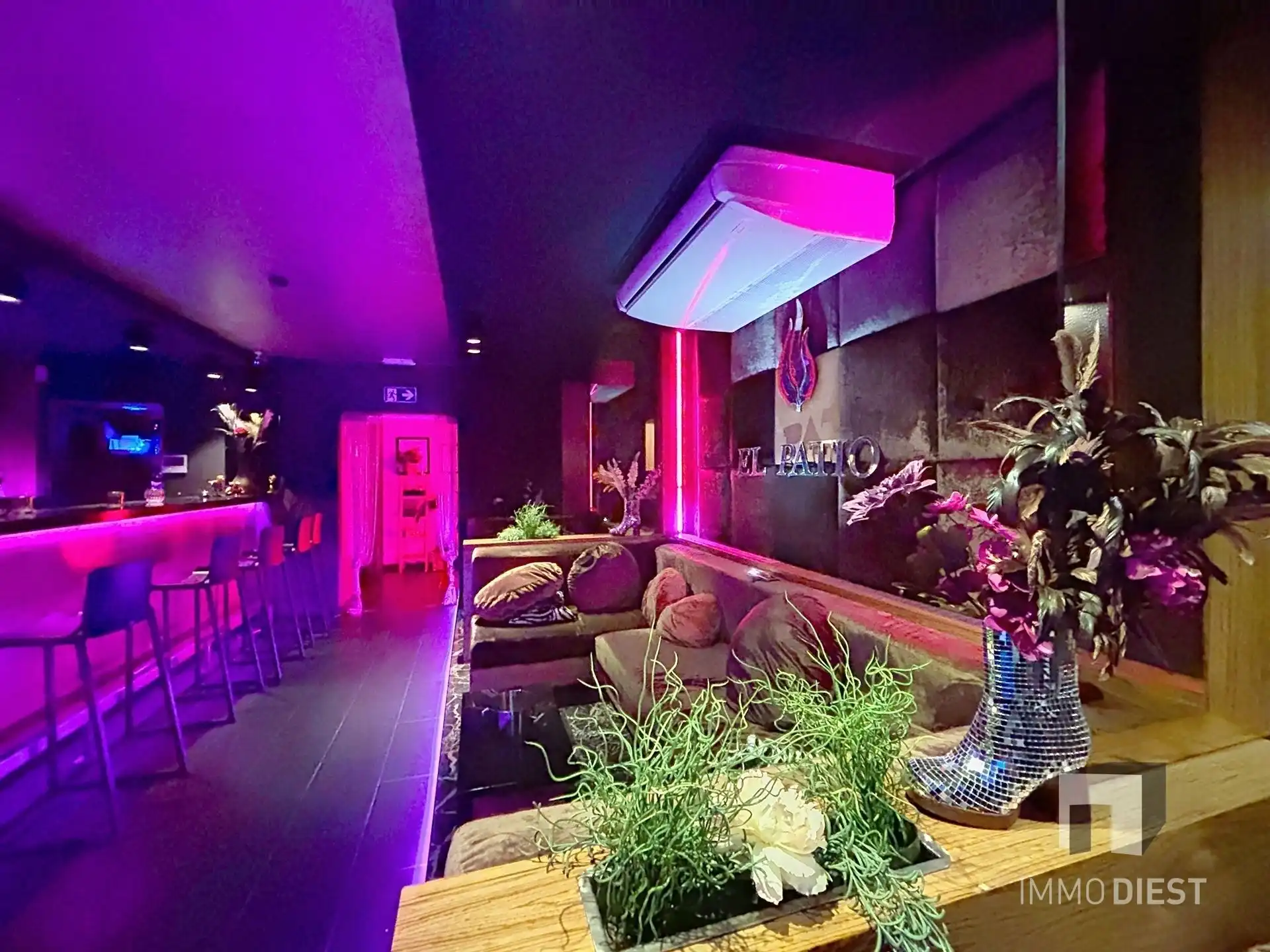 Uniek handelspand met exclusieve afwerking op Triple A locatie foto 16