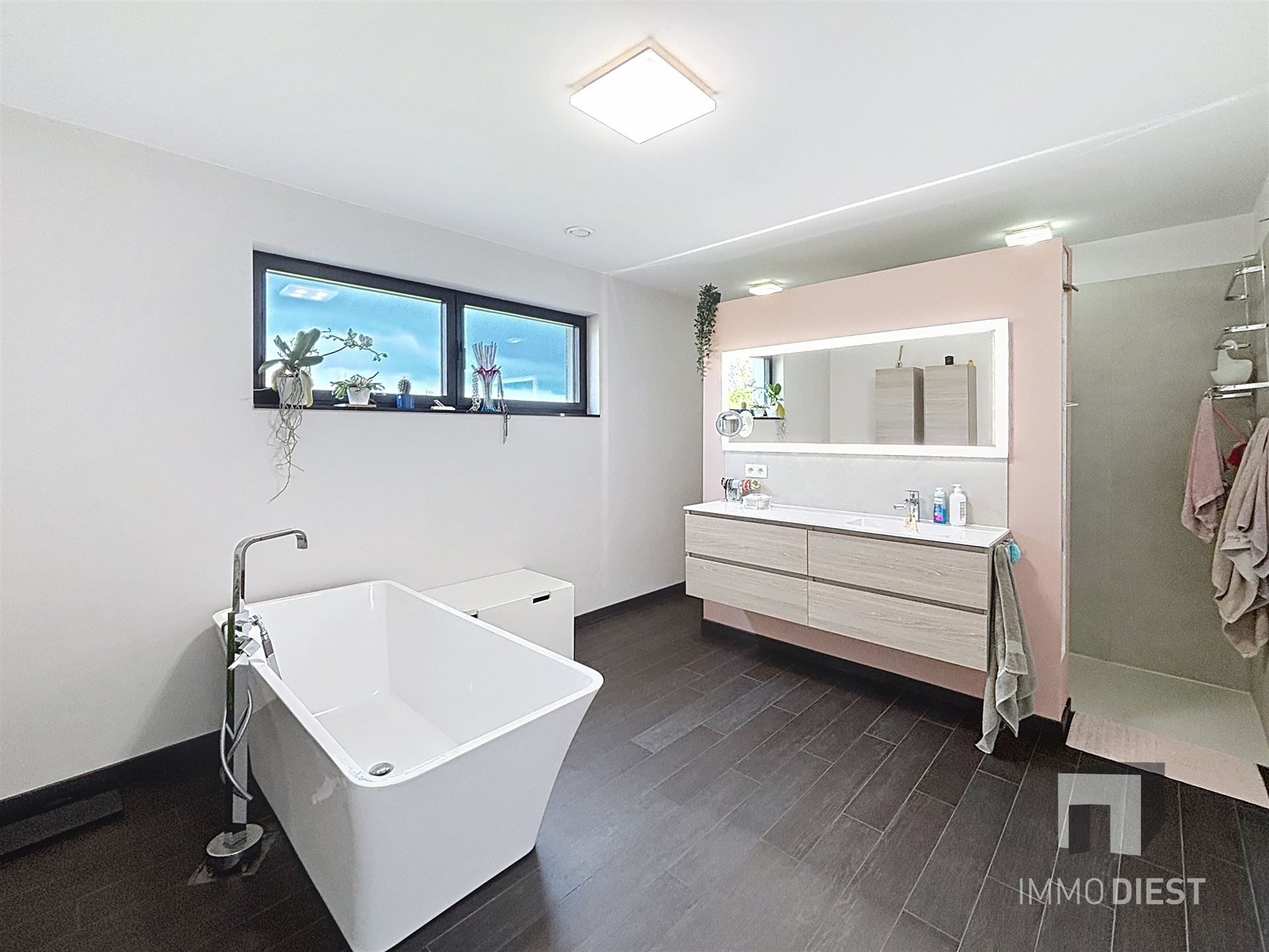 Villa met tiny house op 9,5are foto 32