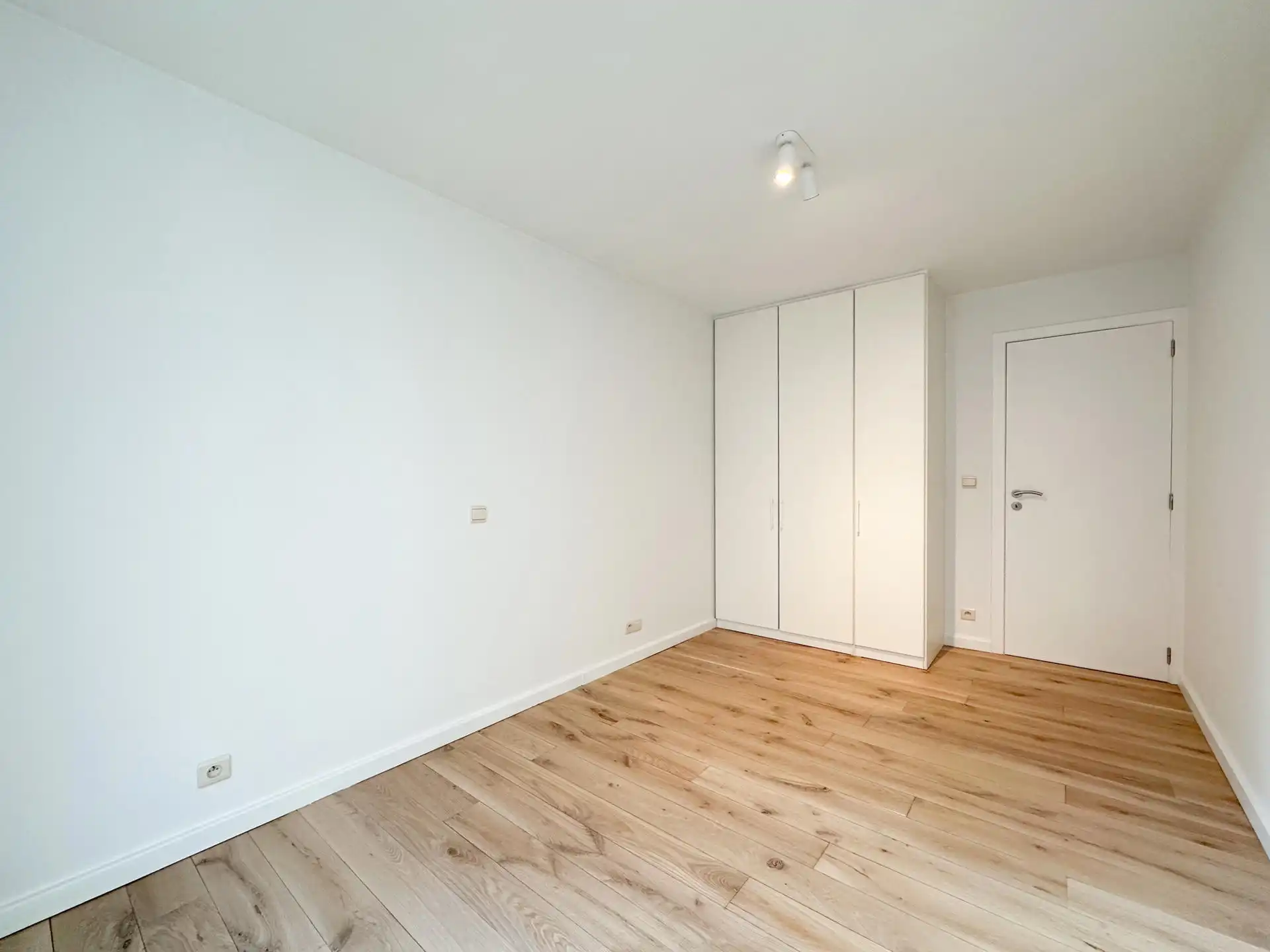 Aangenaam appartement op een topligging nabij Driehoeksplein foto 15