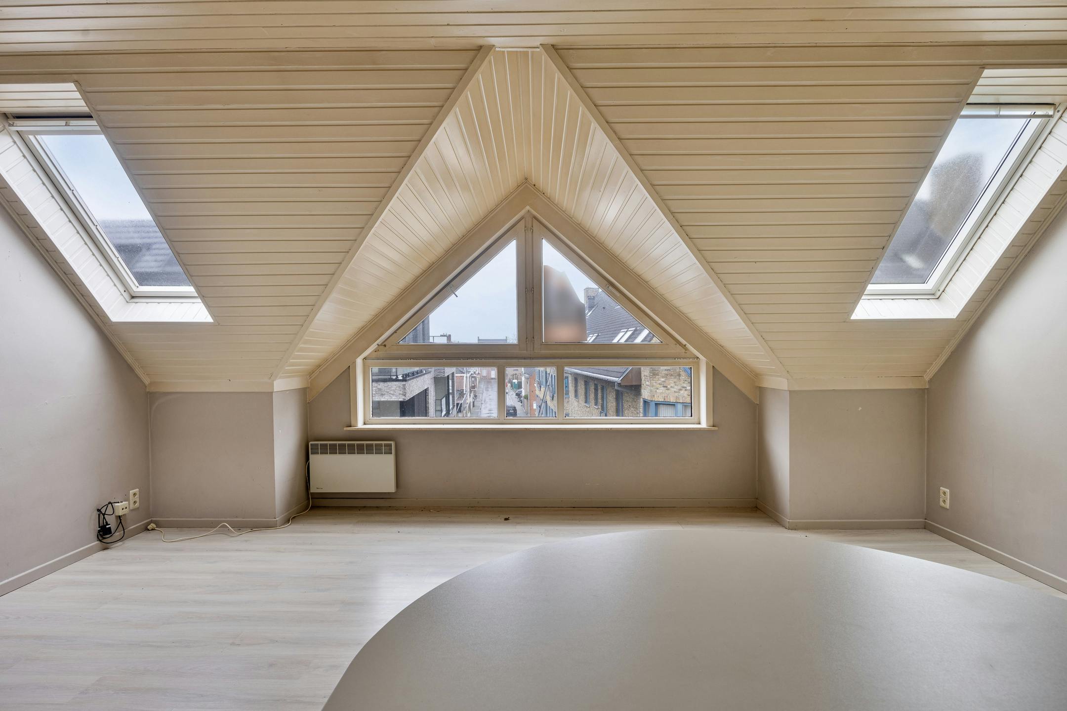 Studio te koop in het centrum van Waregem foto 6