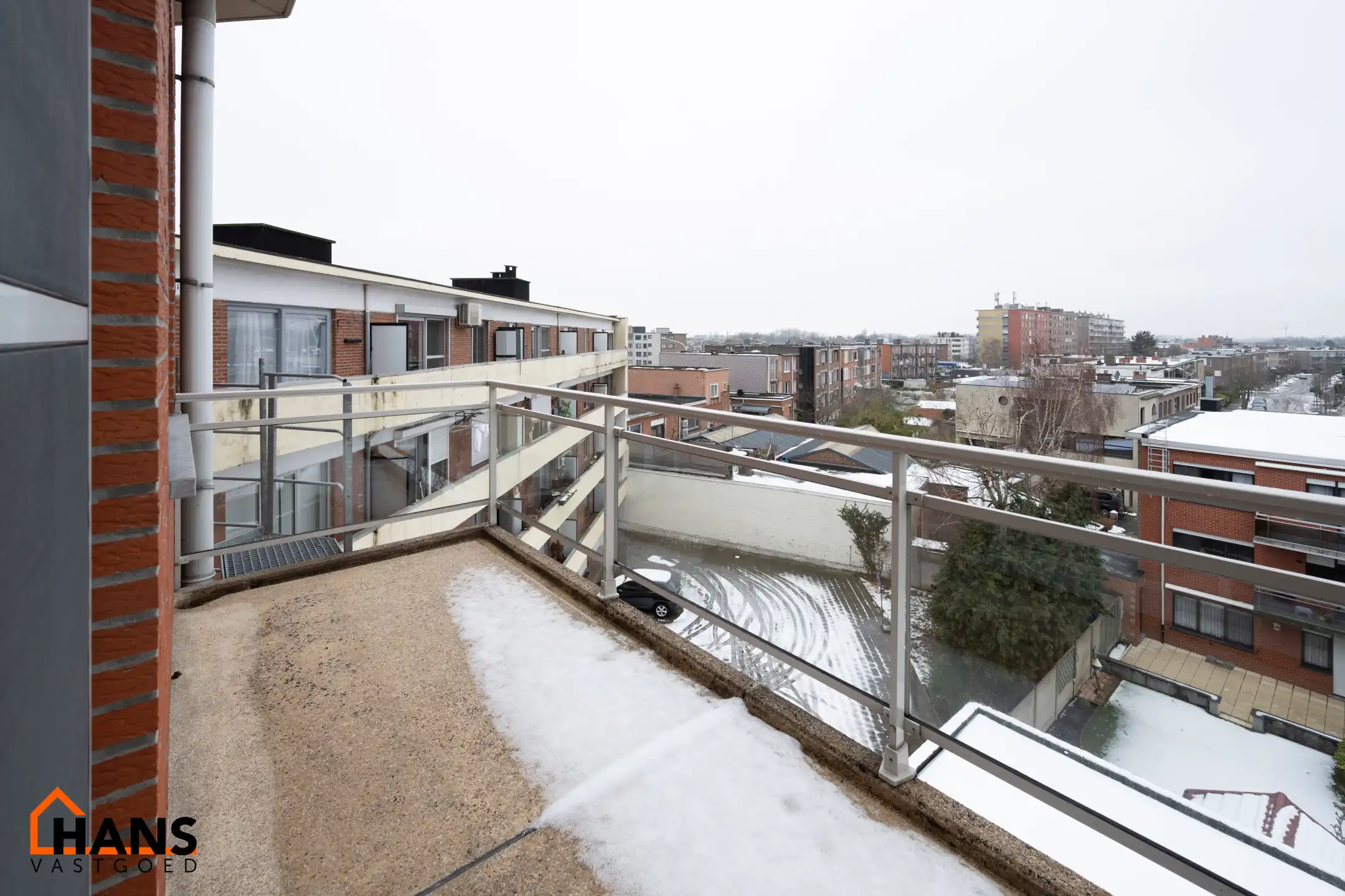 Tof appartement op de 4de verdieping met lift. foto 12