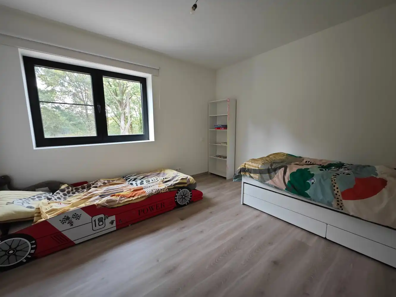 Uitstekend gelegen energiezuinige gezinswoning met 3 slpks foto 23