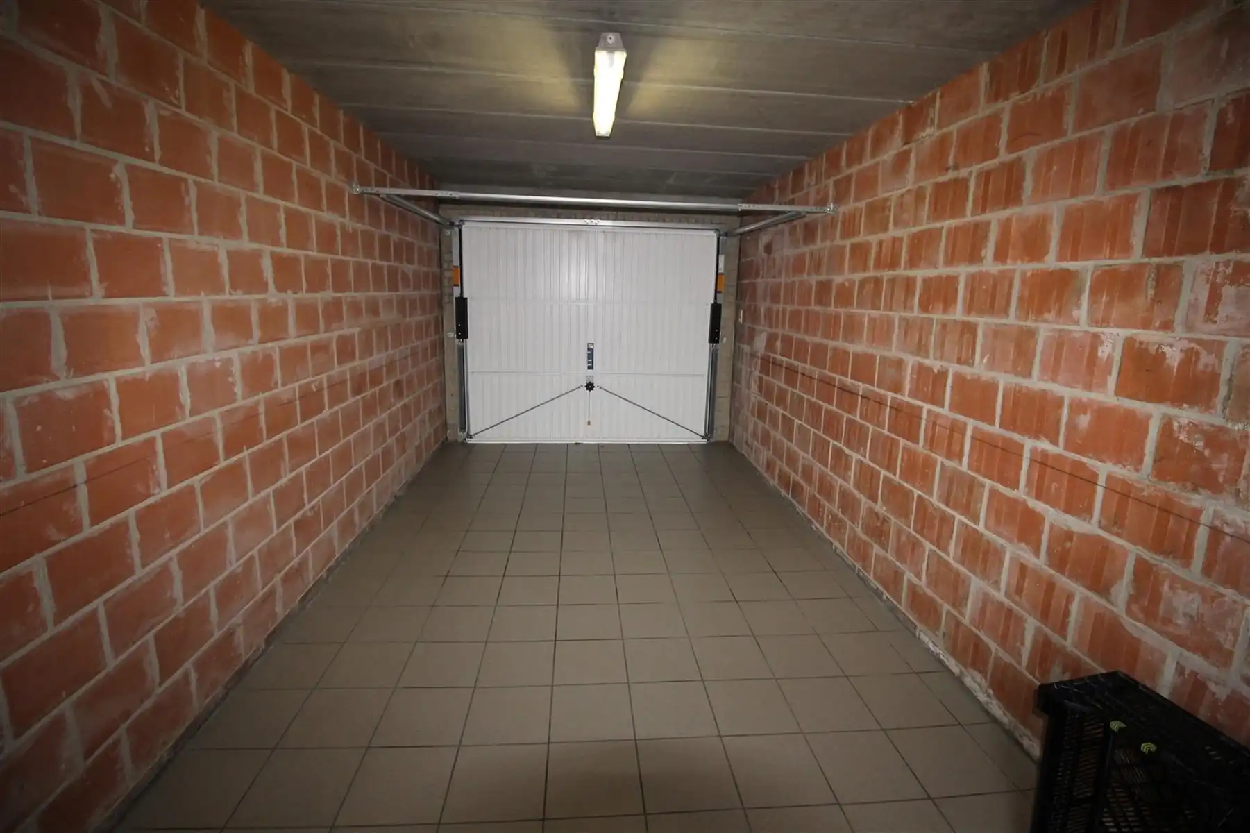 Recent appartement op de benedenverdieping met tuin en garage. foto 16