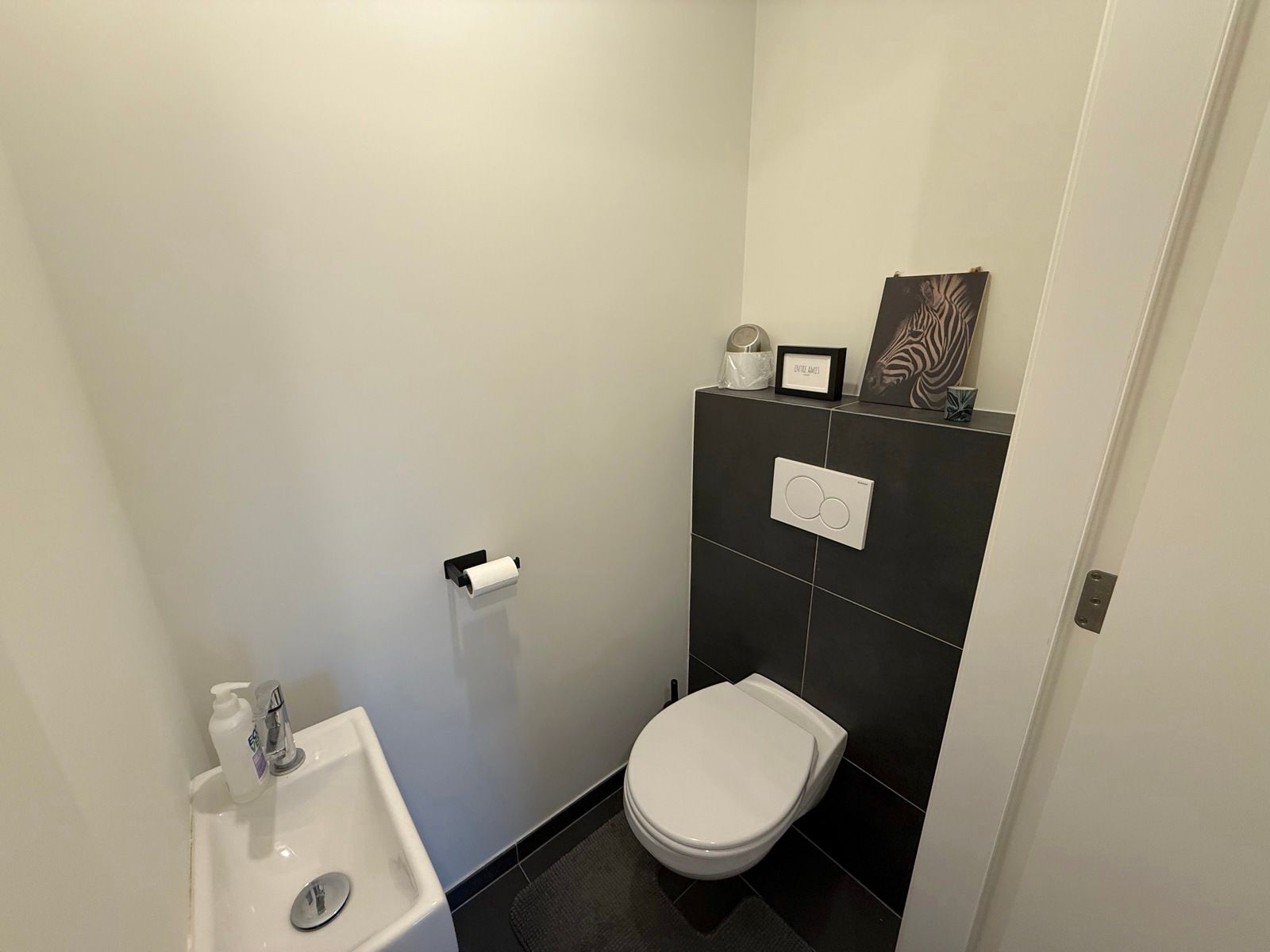 Zonnig appartement met 2 slaapkamers, terras en staanplaats foto 23