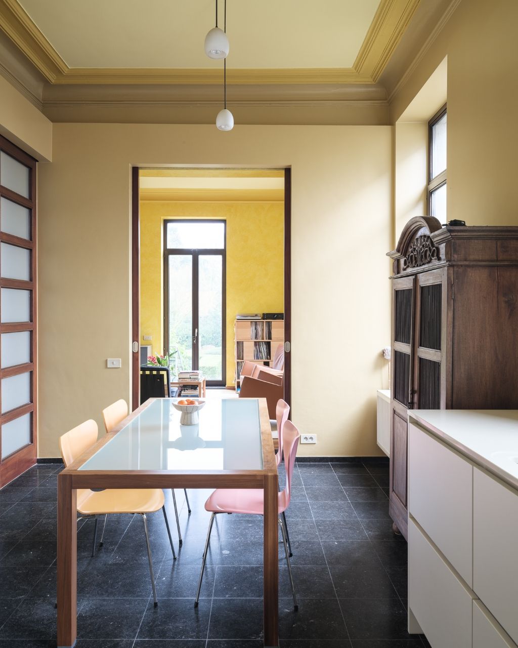 Uitzonderlijke opportuniteit Sint-Amandsberg – ‘Villa Bromelia’ - Statige en ruime woning (437m2 bvo) met een prachtig aangelegde tuin op een boogscheut van het stadscentrum – nabij de Rozenbroeken. foto 10