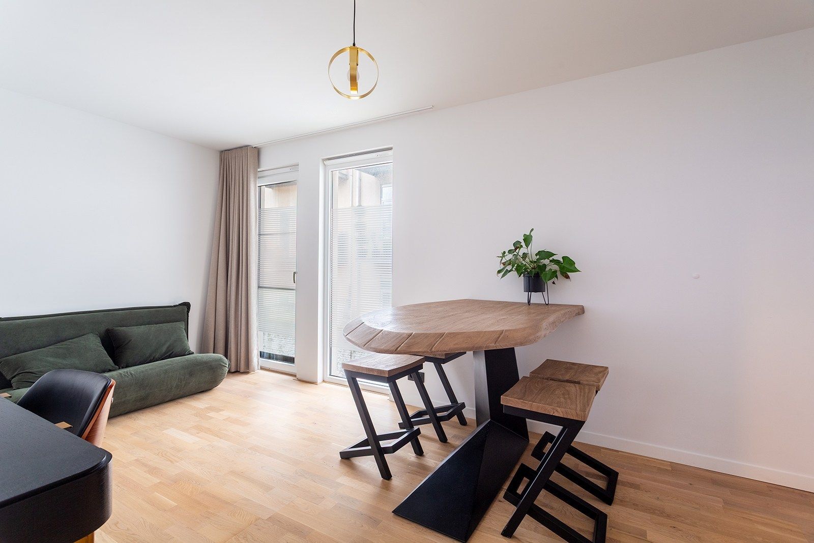 Prachtige gemeubelde woning met tuin foto 23