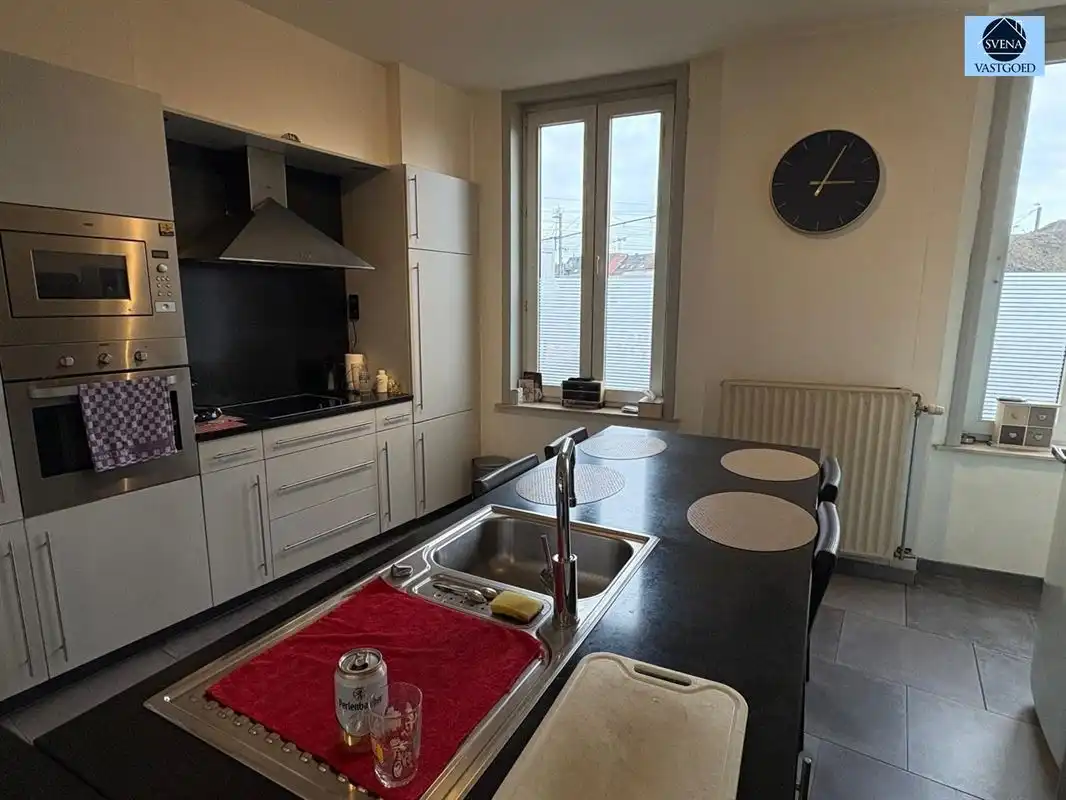 ZEER GOED GELEGEN WONING NABIJ CENTRUM foto 2