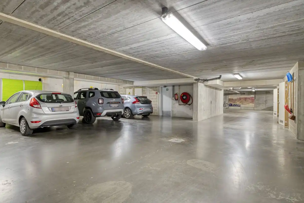 Gelijkvloers appartement met parking en tuintje te koop in Hasselt foto 16