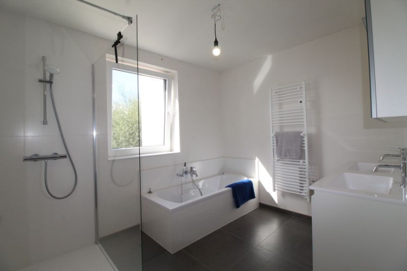 Energiezuinige nieuwbouwwoning te huur in Roeselare foto 12