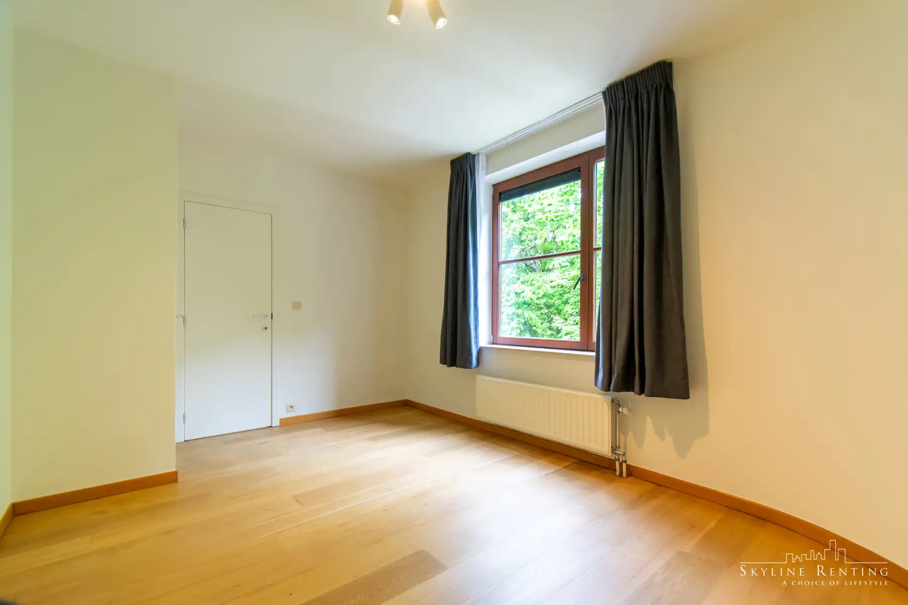 LICHTRIJK - Geronoveerd 1 slpk. appartement met terras foto 11