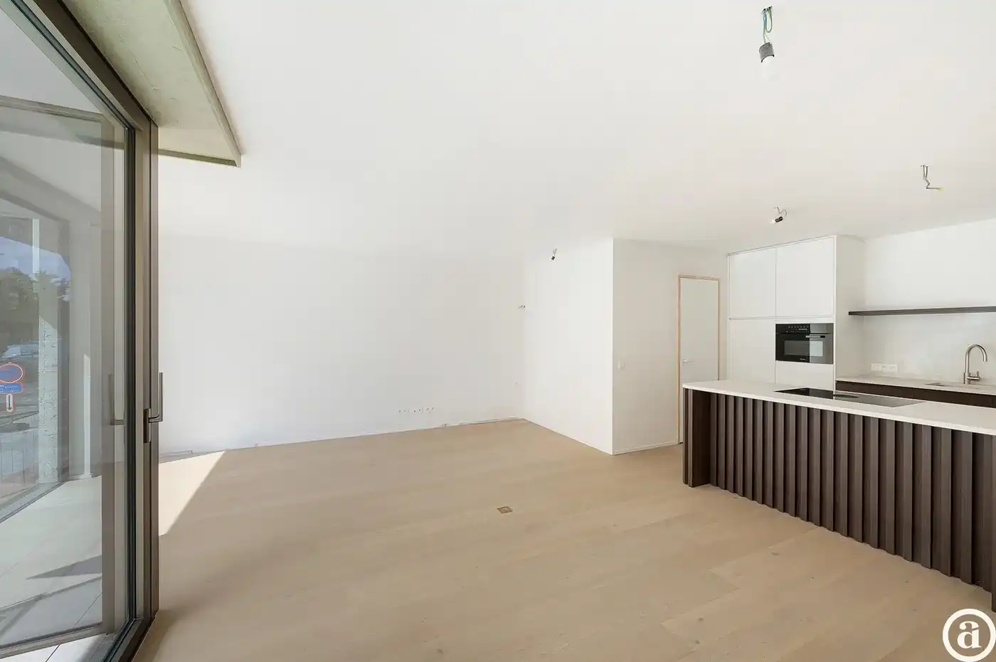 Prachtig nieuwbouwappartement met 2 slaapkamers gelegen op de gelijkvloerse verdieping foto 5