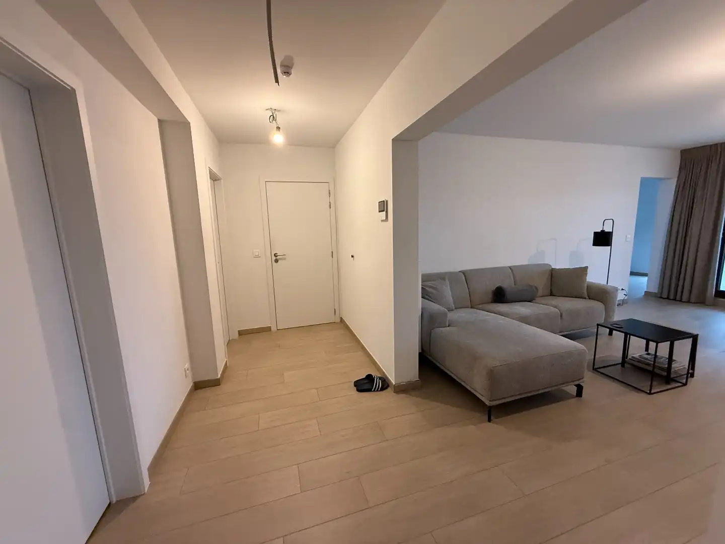 Goed gelegen instapklaar appartement! foto 2