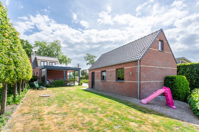Prachtig gerenoveerde vrijstaande woning! foto 24