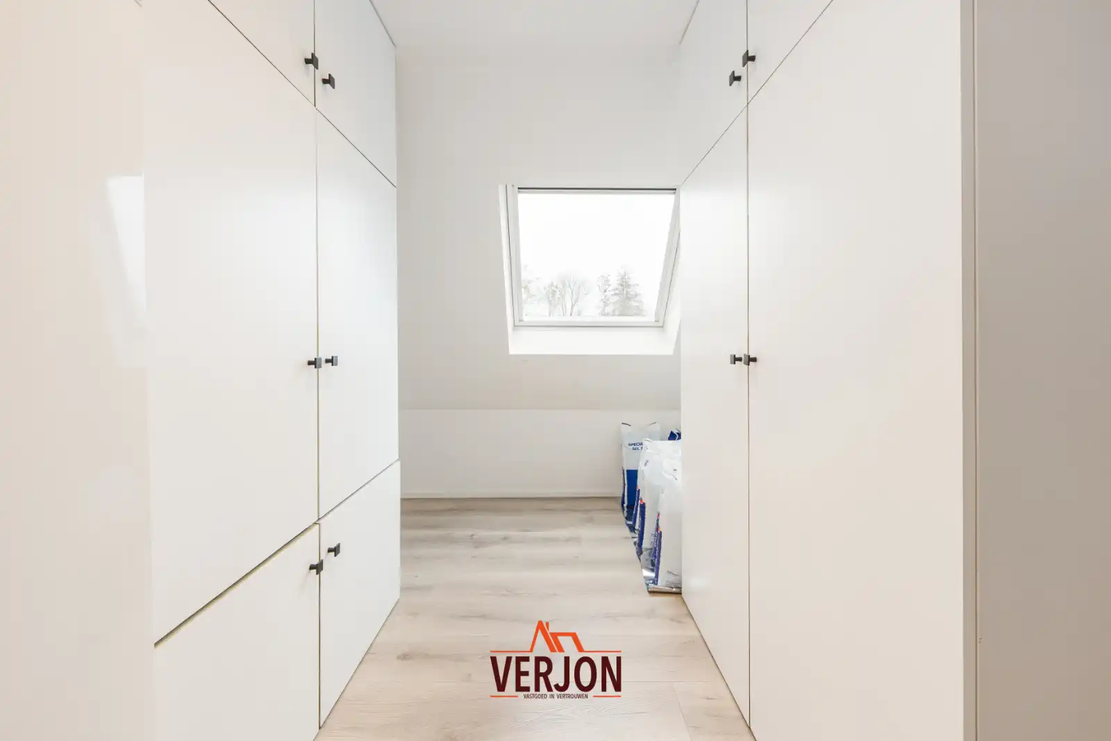 Magnifiek afgewerkte woning foto 13