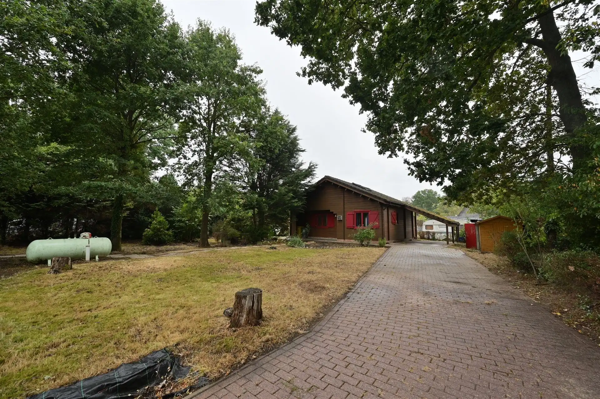 Instapklare vakantiewoning op 810 m² in een rustige omgeving foto 20