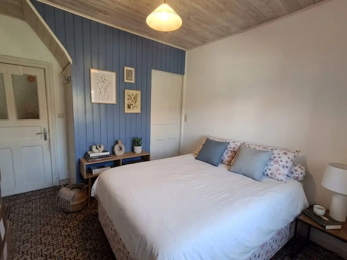 CHARMANTE  KLEINE WONING MET TUIN IN HET CENTRUM VAN AARSELE foto 4