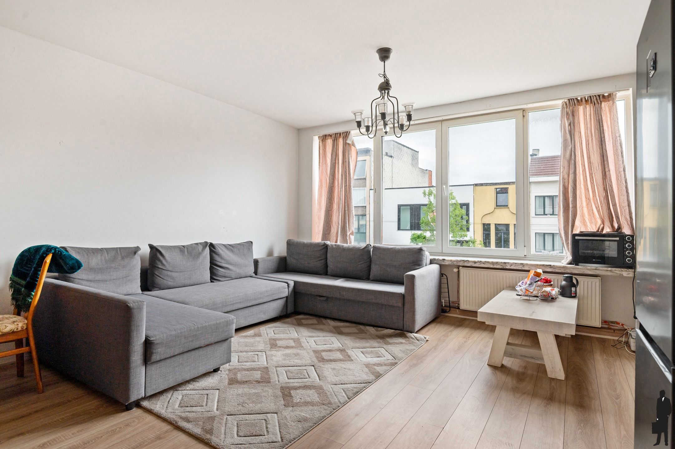 Instapklaar 1-slaapkamer appartement op centrale locatie! foto 2