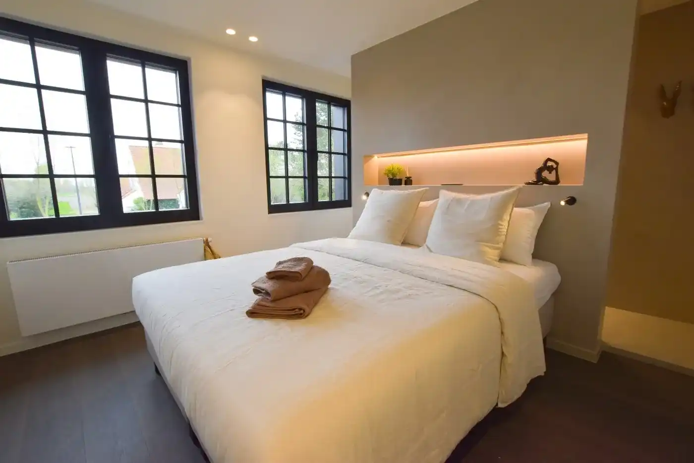 Compleet gerenoveerde villa aan de rand van het Zoute. foto 13