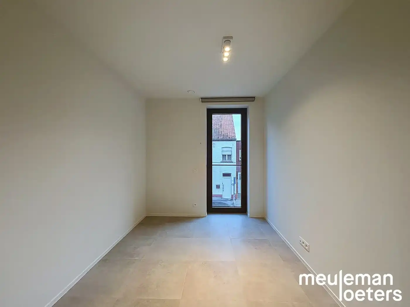 Energiezuinig drieslaapkamerappartement met ruim terras en garage foto 9