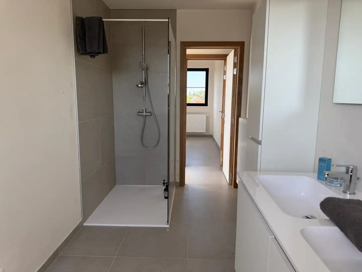 Instapklare nieuwbouwwoning in rustige recente woonwijk foto 22