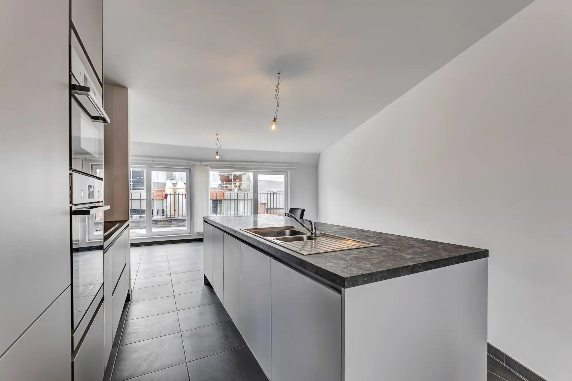 Uniek centraal gelegen duplex met ruim terras foto 7