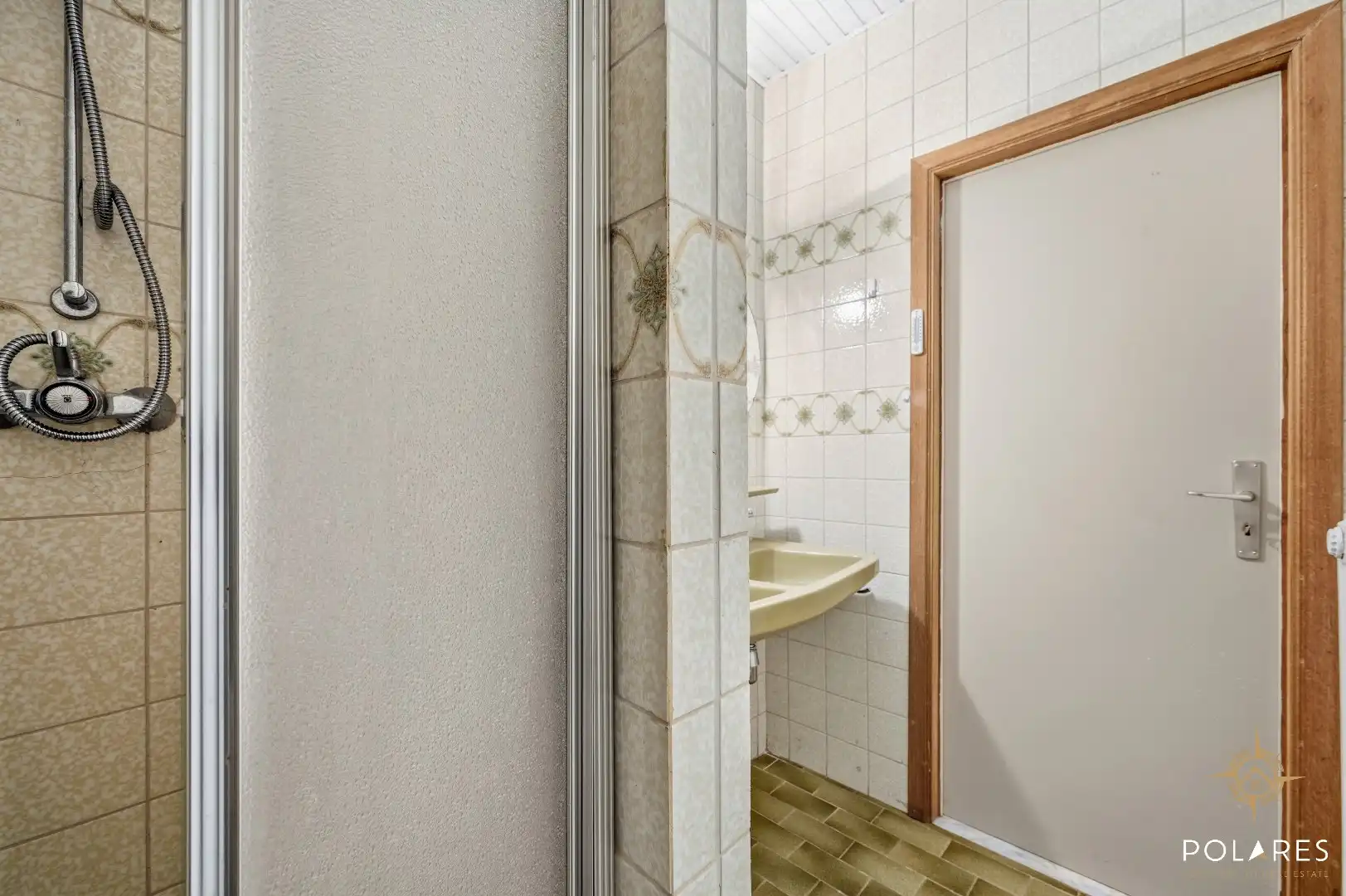 Tijdloze villa vol charme, pure rust op een uitzonderlijk perceel. foto 17