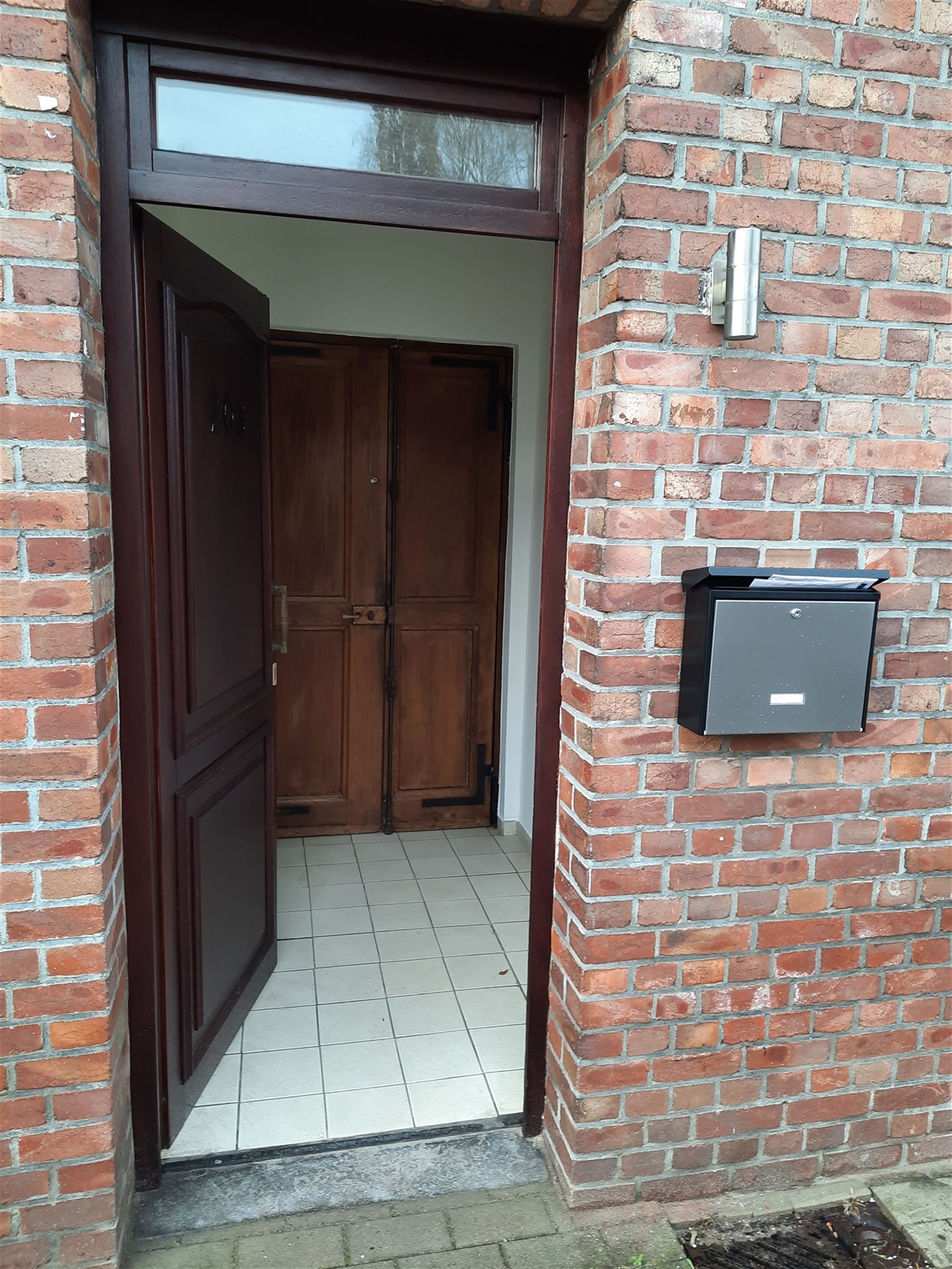 Vrijstaande woning op toplocatie in Genk foto 3