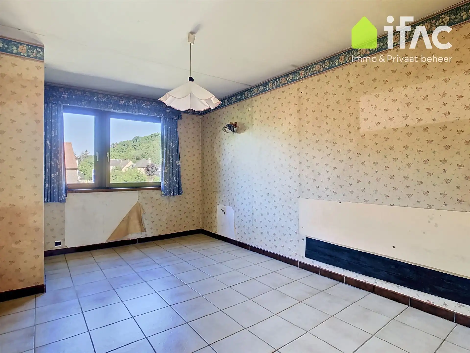 Villa met 3 slpk., bureau en groot perceel foto 21