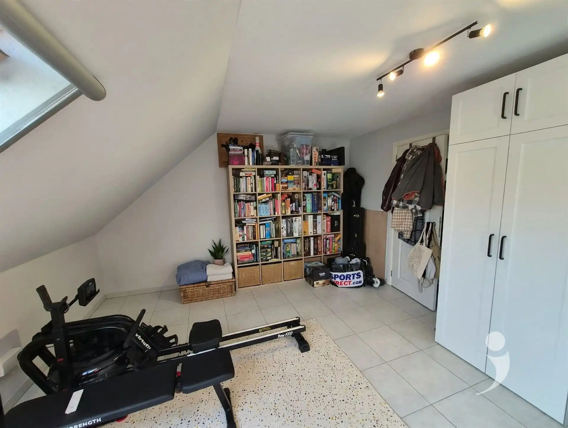 Ruime duplex foto 15