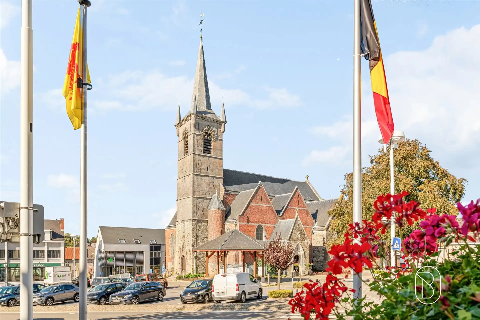 Gerenoveerde opbrengsteigendom bestaande uit 2 appartementen. foto 7