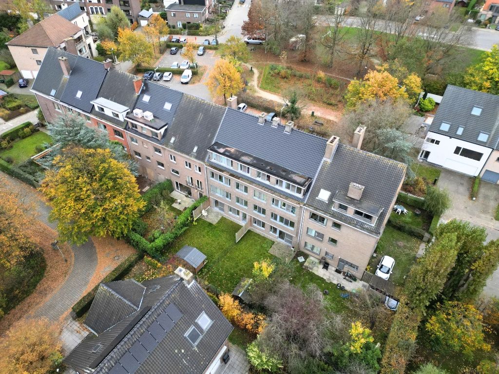 Rustig gelegen 1-slaapkamerappartement nabij station Gent-Sint-Pieters foto 3