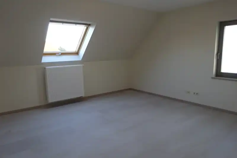 Ruime duplex met 2 slaapkamers en terras foto 11