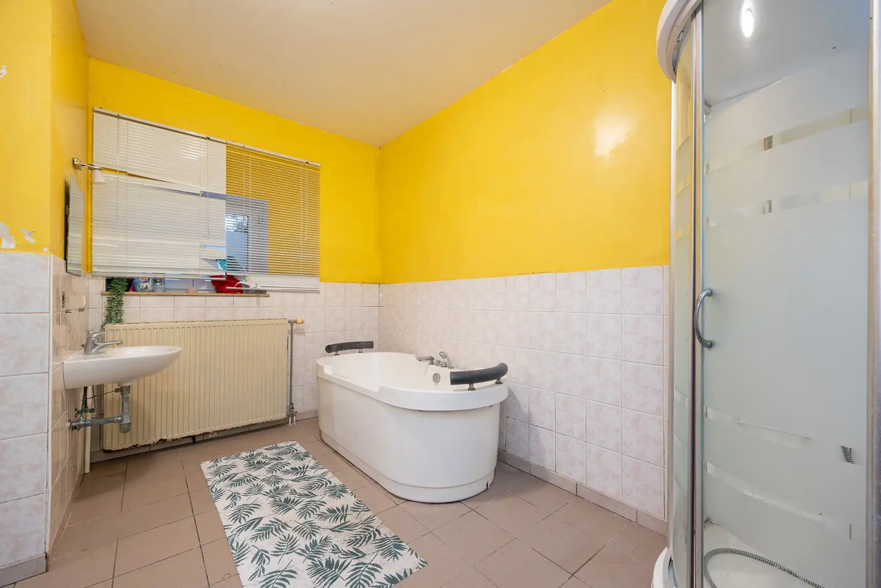 Ruime woning met veel mogelijkheden  foto 7