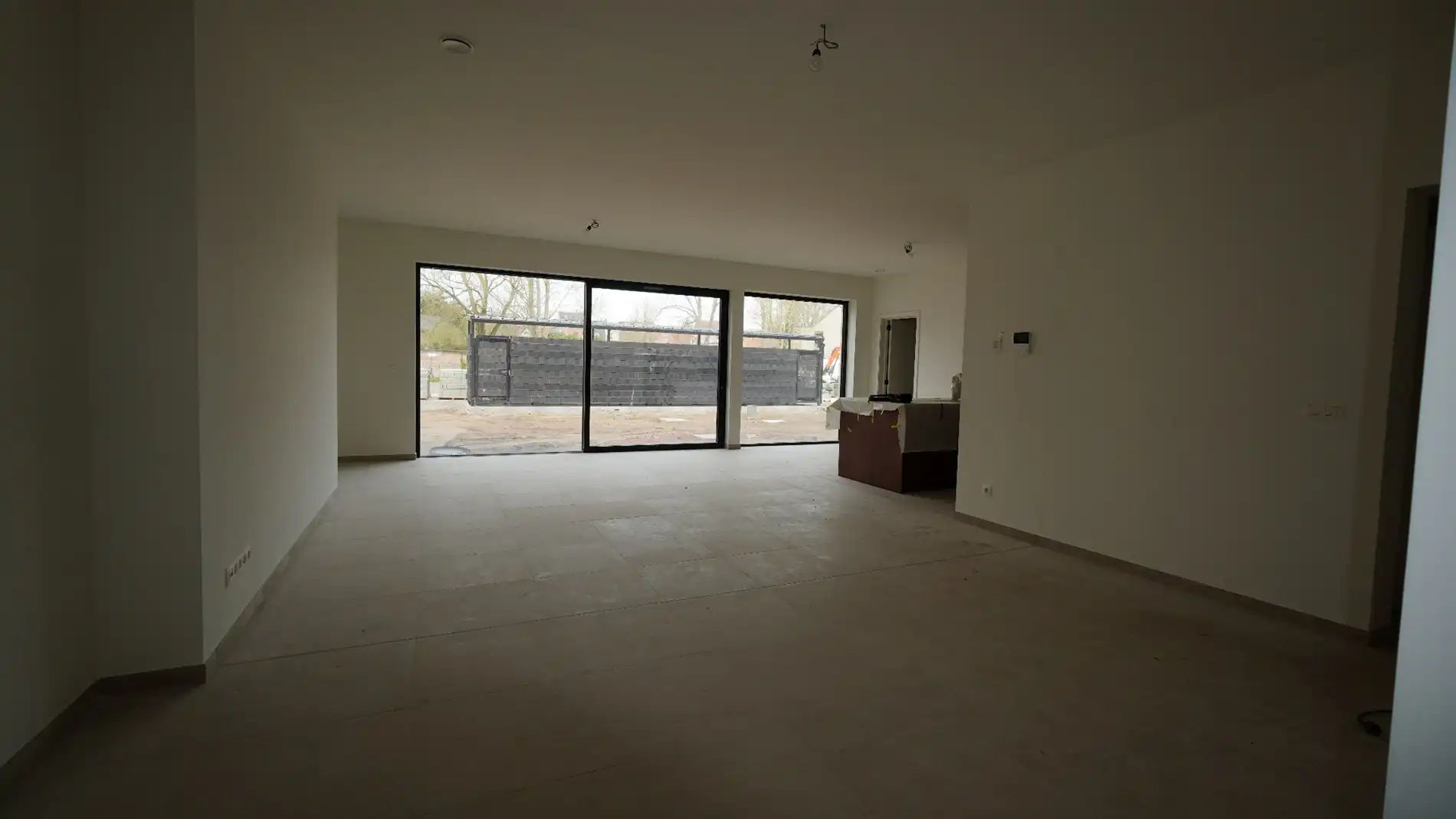 Luxe gelijkvloers appartement met tuin, 2 slaapkamers en autostaanplaats foto 5