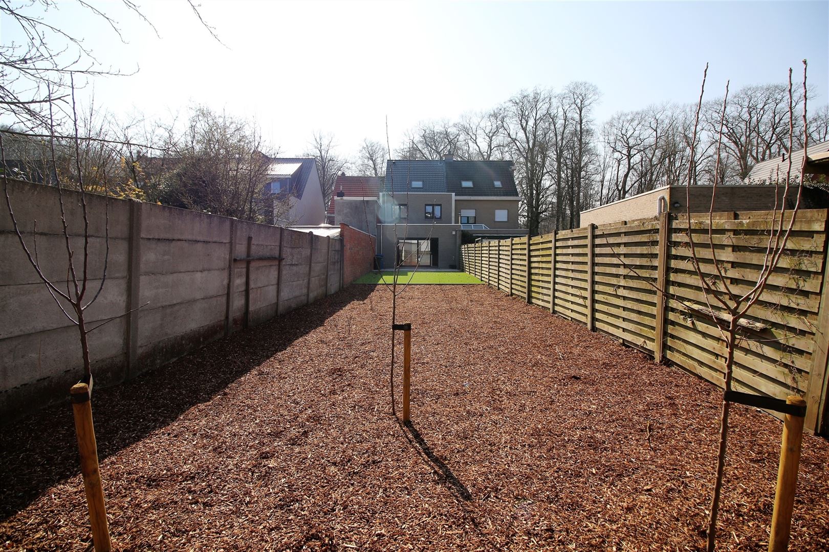 Nieuwbouw woning met 5 slaapkamers en mooie rustige tuin foto 9