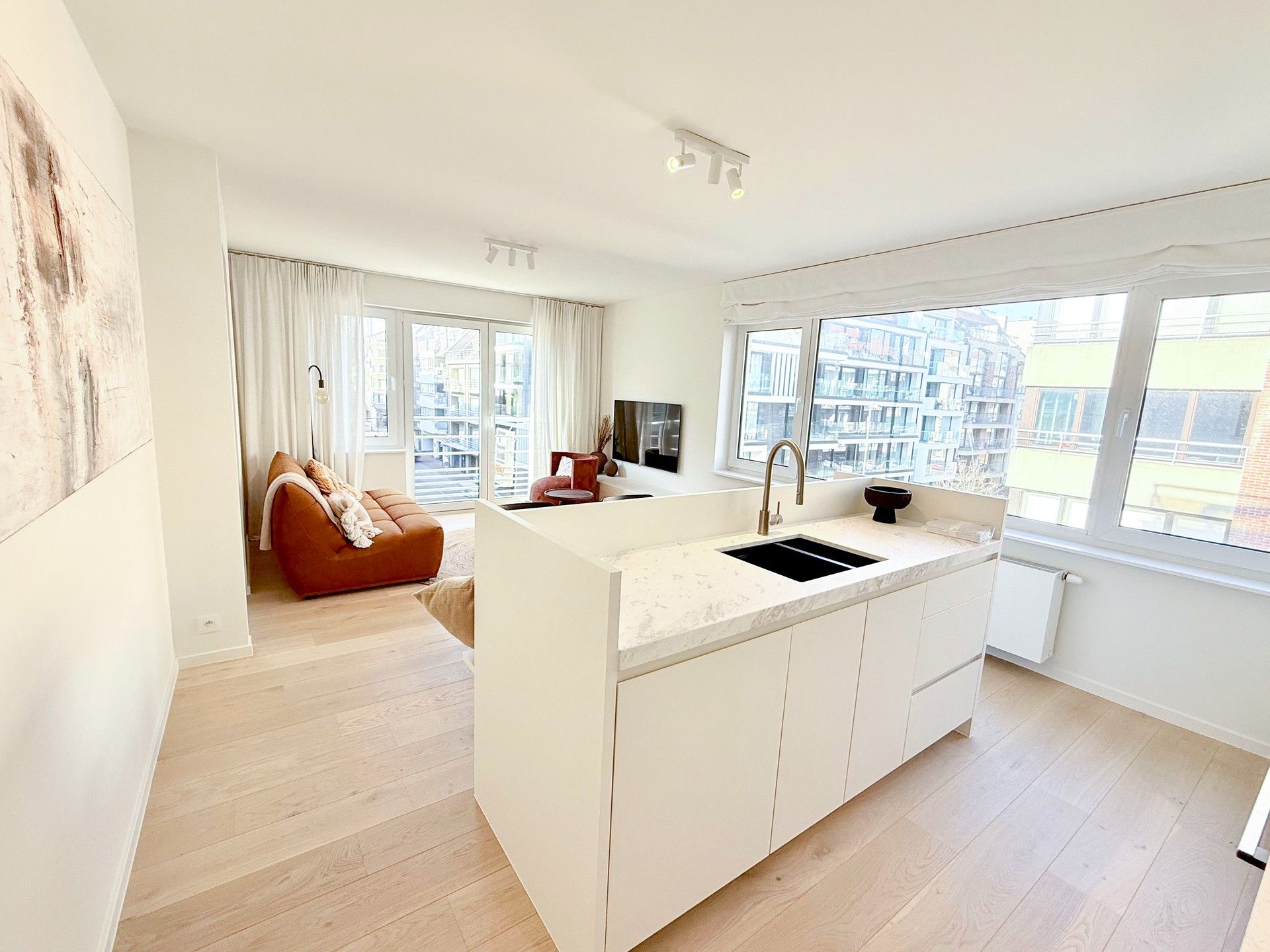 Gerenoveerd appartement in centrum Knokke foto 5