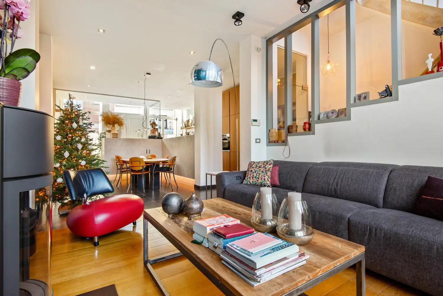 Prachtig gerenoveerde herenwoning op toplocatie te Lier foto 4