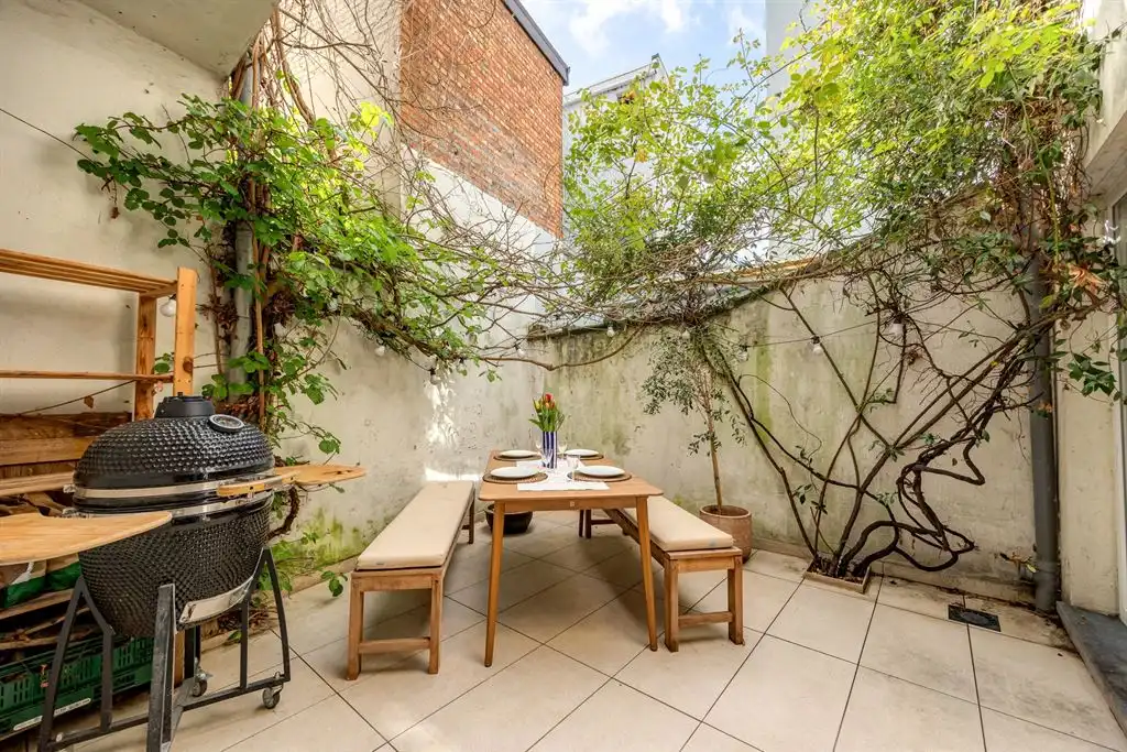 Lichtrijke stadswoning met authentieke elementen foto 3